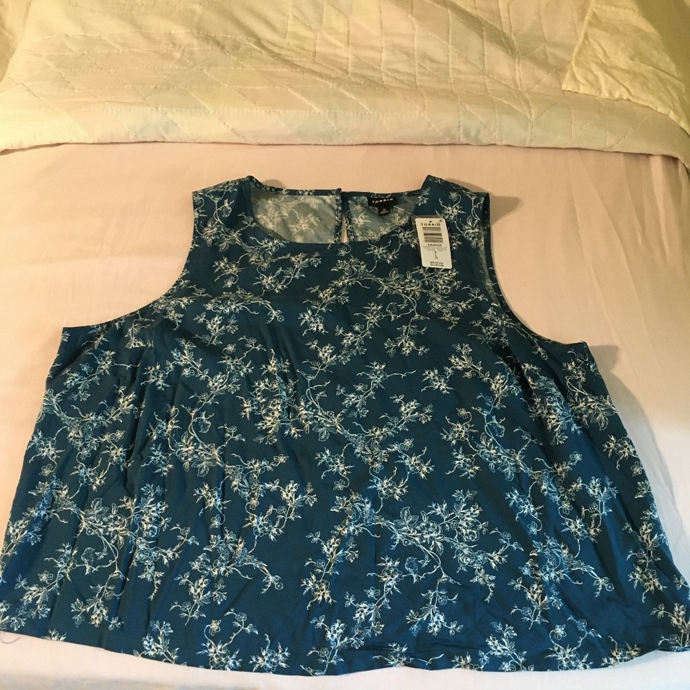 Torrid blouse / sleeveless tank top size 12